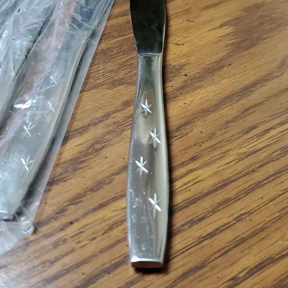 Set of 8 knives brand new never used cutlery - Picture 3 of 4